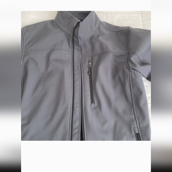 SwissTech softshell jacket i believe it to be Unisex - Picture 13 of 16